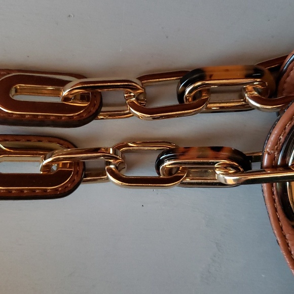 Michael KORS Fulton Large leather purse NWOT - Picture 3 of 11